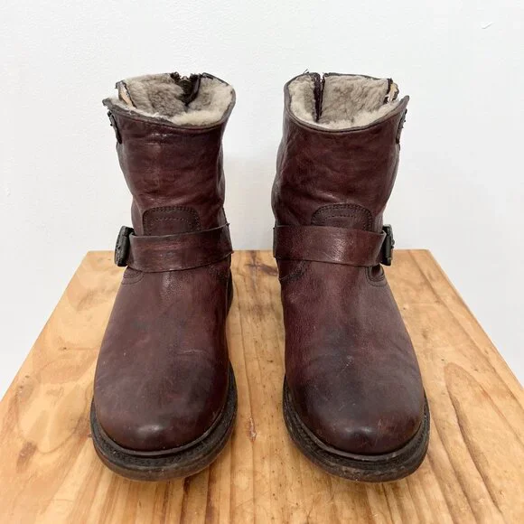 Frye Women's Brown Leather Ankle Boots - Picture 4 of 8